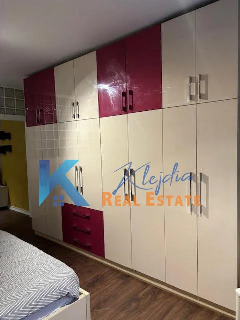 Tirane, jap me qera apartament 1+1 Kati 2, 54 m² 500 € (Xhamia e Tabakeve)