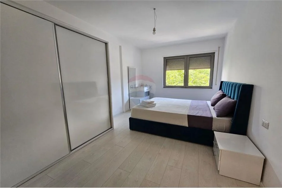 Tirane, shitet apartament 2+1 Kati 2, 104 m² 190.000 € (Rruga e Dibres)