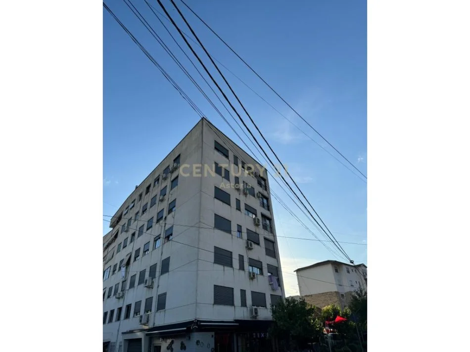 Tirane, shitet apartament 2+1 Kati 4, 106 m² 162.000 € (ali dem)