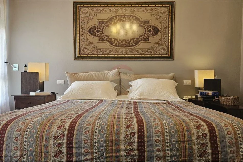 Shqiperi, shitet Vile , 430 m² 730.000 € (Rruga e Vilave - Tegu)