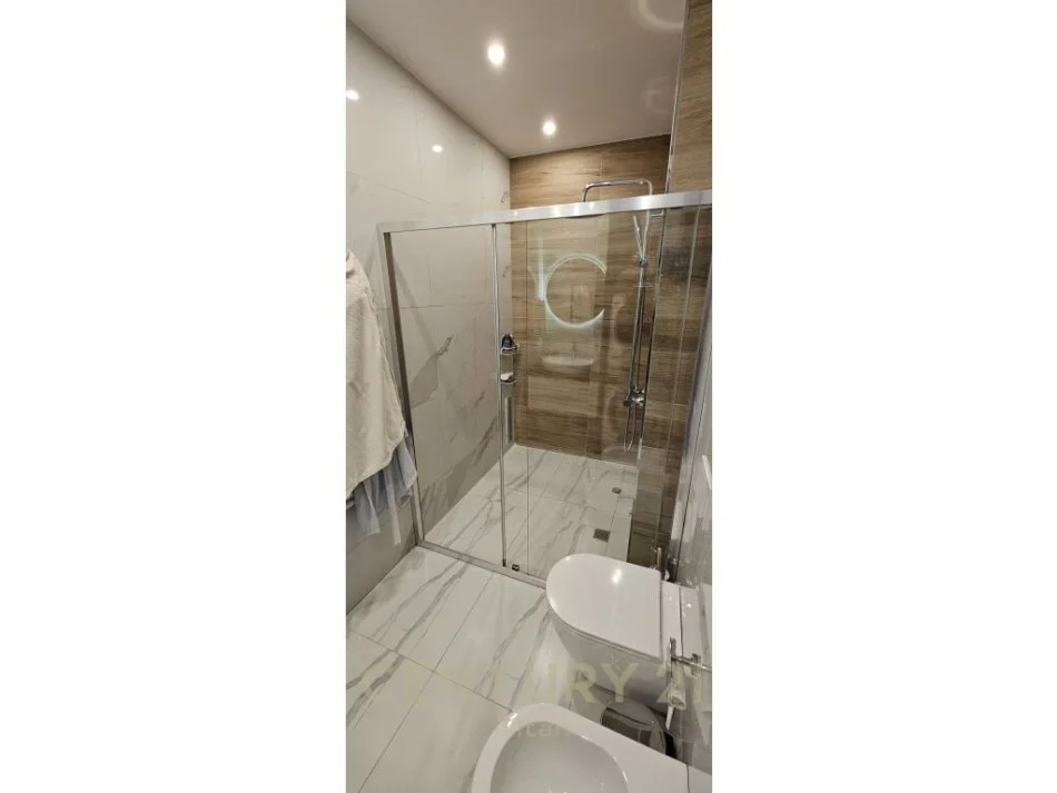 Tirane, jepet me qera apartament 2+1 Kati 6, 91 m² 750 € 