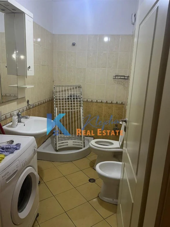 Tirane, jepet me qera apartament 2+1 Kati 6, 93 m² (Astir, afer Bar Bohem)