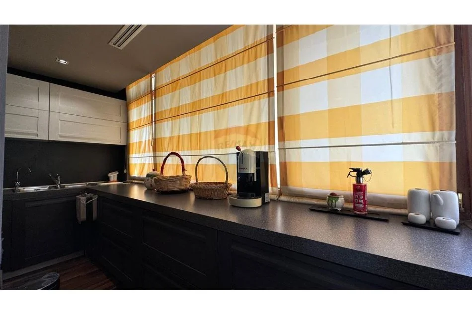 Tirane, shitet apartament 2+1 , 122 m² 299.000 € (Ish Ekspozita - Bulevardi Gjergj Fishta)