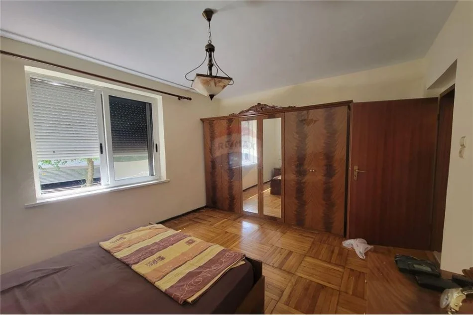 Tirane, jepet me qera apartament 2+1 Kati 2, 70 m² 400 € (BABE REXHA - 21 Dhjetori)