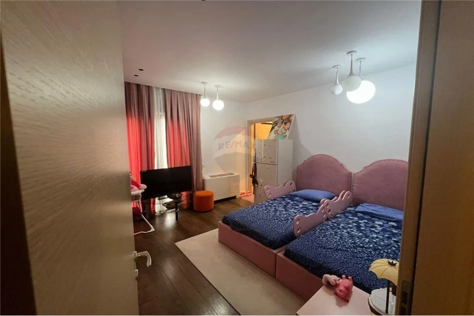 Tirane, shitet apartament 2+1 Kati 5, 114 m² 200.000 € (Rr. "Nexho Konomi" - Green City - Fusha e Aviacionit)