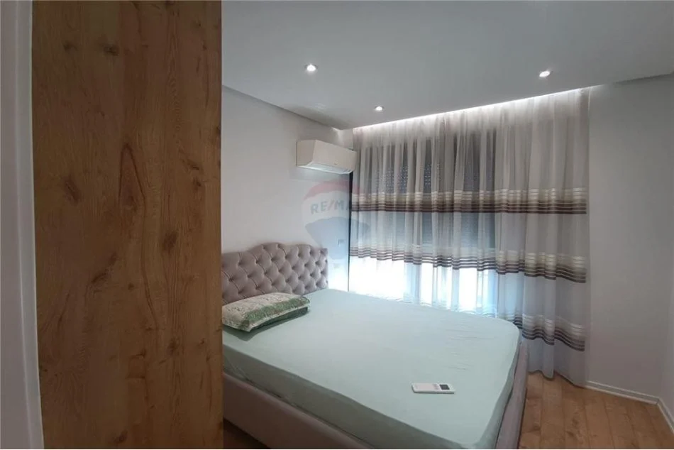 Tirane, jepet me qera apartament 1+1 Kati 5, 78 m² 750 € (Rruga e Dibrës - Selvia)