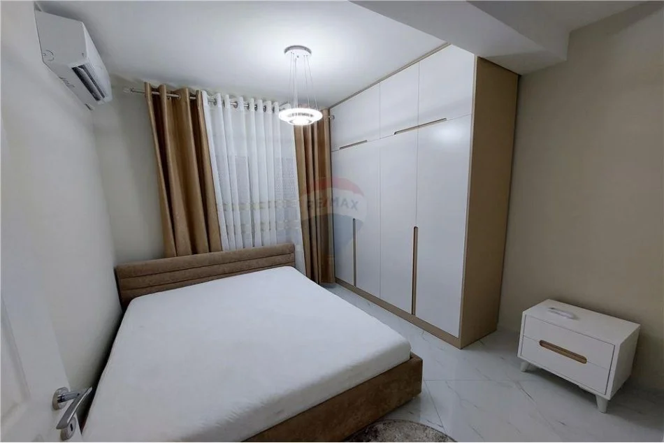 Tirane, jepet me qera apartament 2+1 Kati 6, 110 m² 800 € (Prokuroria e Tiranes - Rruga Mine Peza)