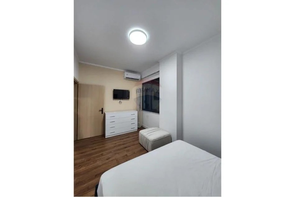 Tirane, jepet me qera apartament 2+1 Kati 6, 80 m² 550 € (Yzberisht)
