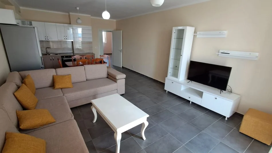 Tirane, jepet me qera apartament 2+1 Kati 4, 87 m² 350 € (shkoze)