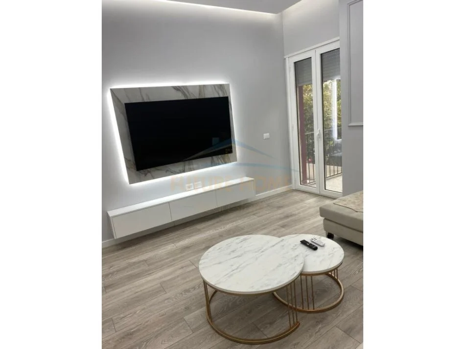 Vlore, shitet apartament 2+1 Kati 1, 112 m² 190.000 € (Lagjia 10 Korriku Vlore)