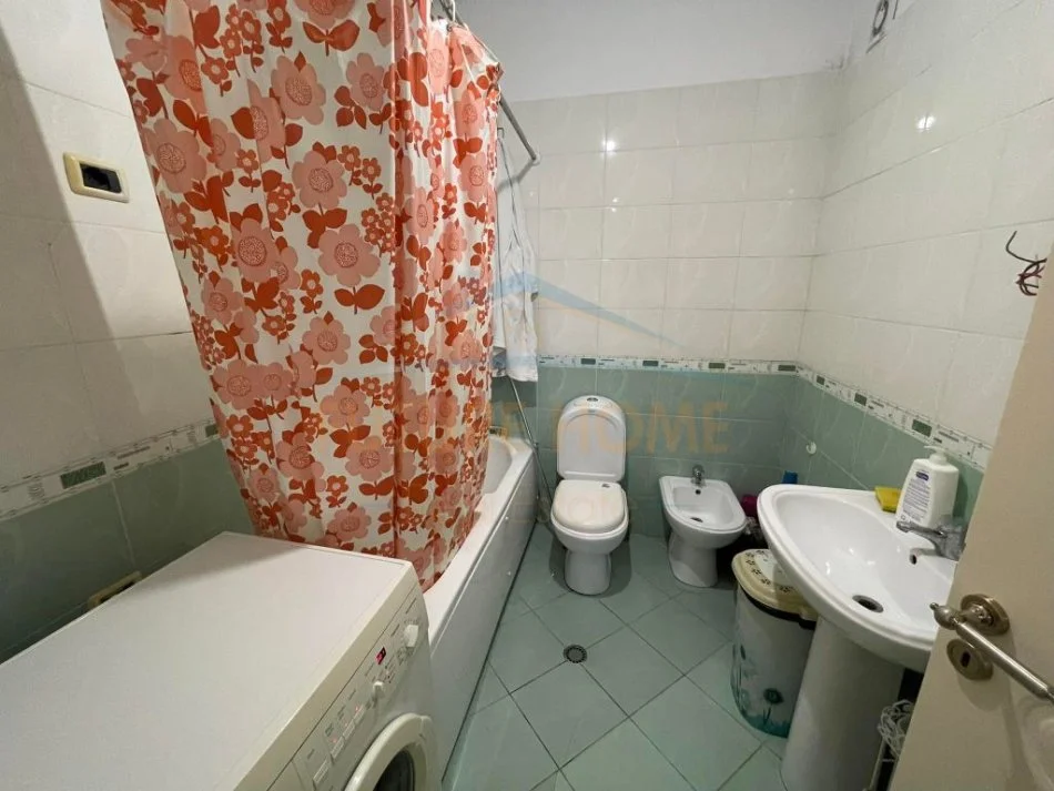 Tirane, shitet apartament 2+1+Ballkon Kati 2, 110 m² 220.000 € (Kodra e Diellit)