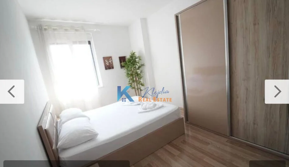 Tirane, jap me qera apartament 1+1+Ballkon Kati 1, 66 m² 750 € (qender)