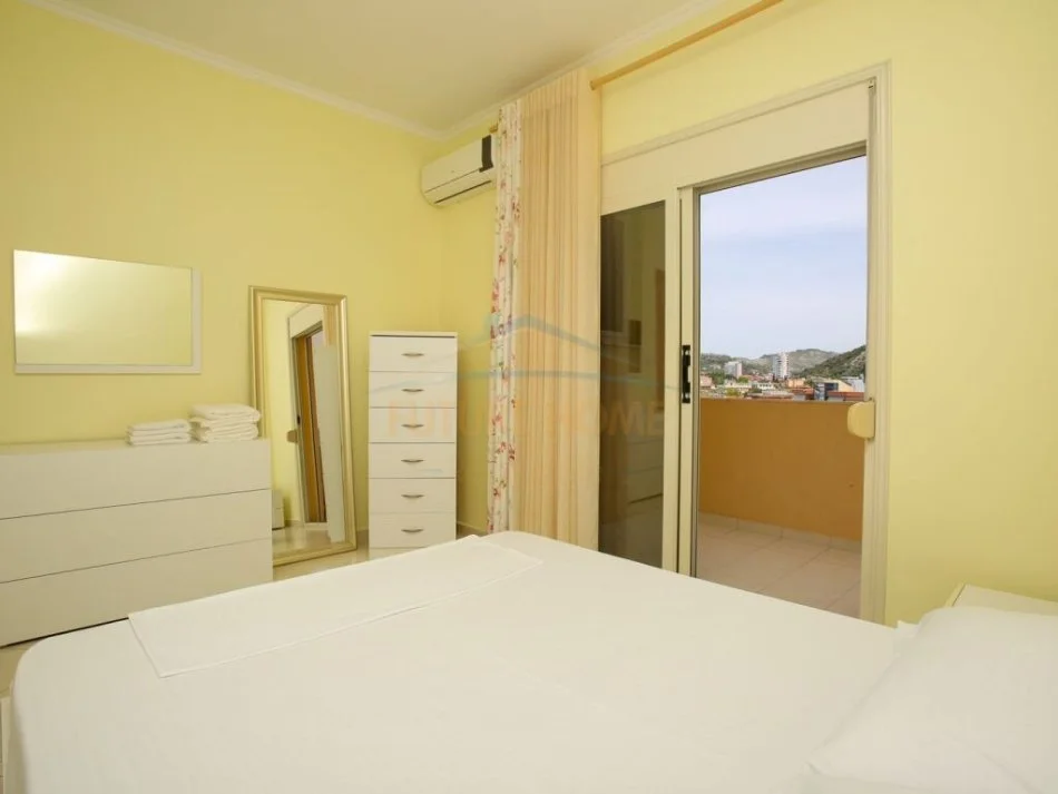 Vlore, jepet me qera apartament 1+1 Kati 4, 60 m² 300 € (Pas Rives, Lungomare) RV44308
