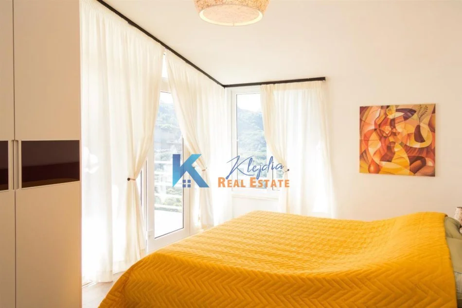 Tirane, jap me qera apartament 2+1+Ballkon Kati 3, 140 m² 1.000 € (Rezidenca Kodra e Diellit 1)