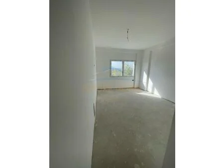 Tirane, shitet apartament 3+1+BLK Kati 2, 152 m² 228.000 Euro (Rruga Panorama)
