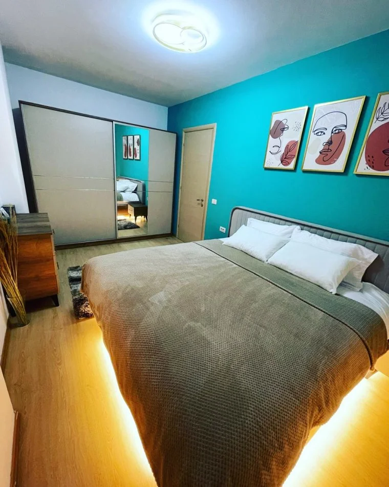 SOLD/Tirane, jap me qera apartament 1+1+Ballkon Kati 5, 65 m²  600 mi lek/Muaj (Kompleksi Magnet ,21 Dhjetori ,Rruga Ndre Mjeda,Tirane)