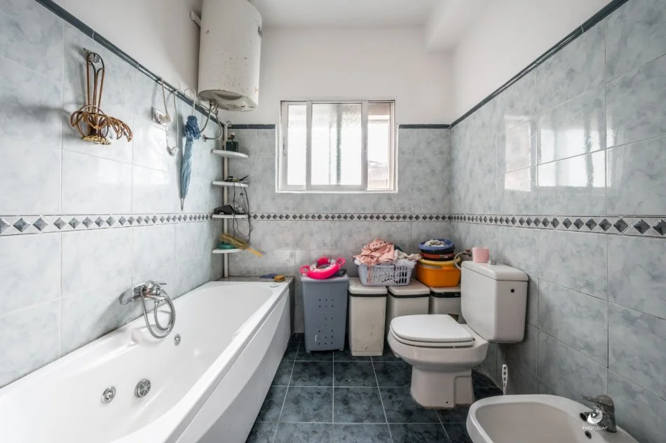 !!Dhene!!Durres, jepet me qera Vile 3+1 Kati 2, 120 m² 350 € (Prane Bashkise)