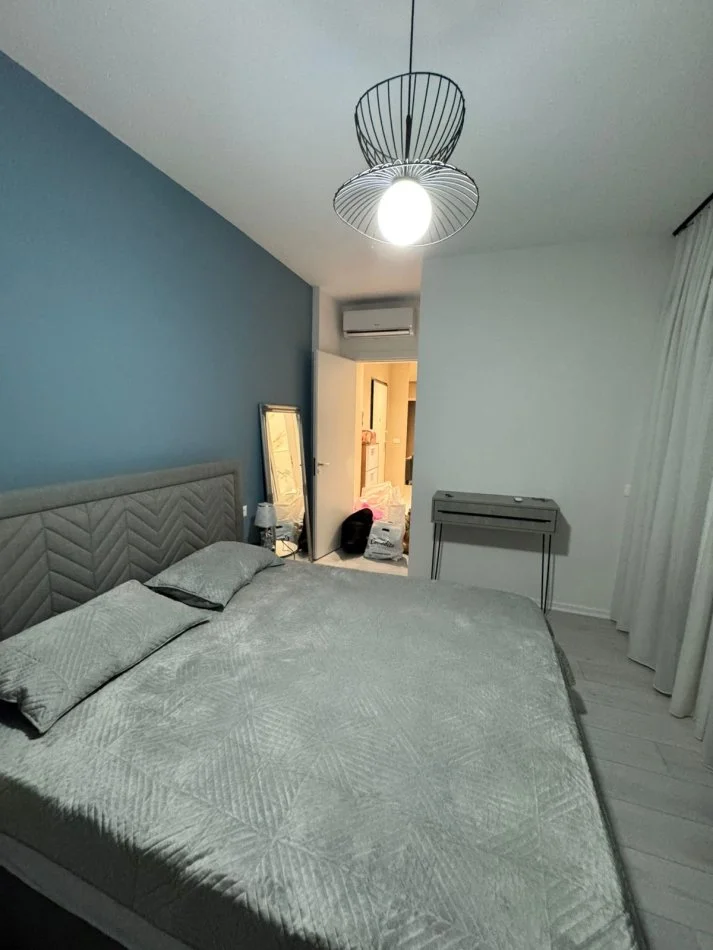 Tirane, jepet me qera apartament 2+1 , 120 m² 800 € (Trio Tower Residence, Don Bosko)