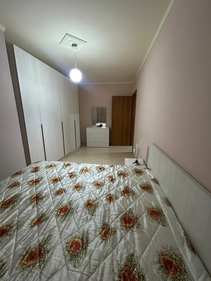 Tirane, shitet apartament 2+1 Kati 3, 95 m² 128.000 € (FRESK)