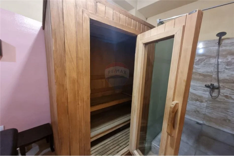 Tirane, shitet ambjent biznesi Kati 1, 77 m² 180.000 € (Komuna Parisit)