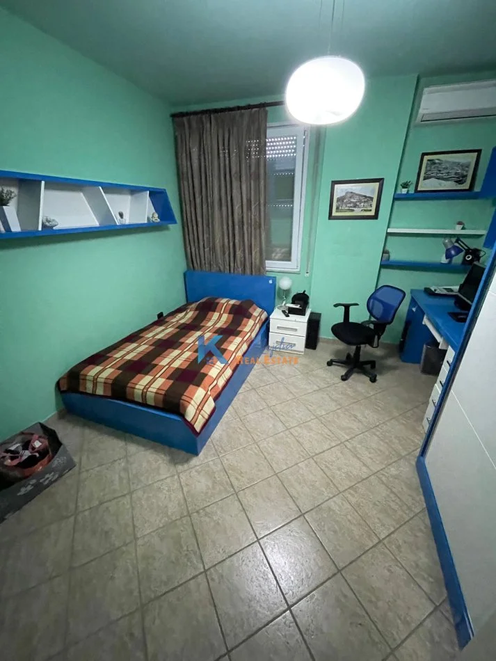 Tirane, jap me qera apartament 2+1+Aneks+Ballkon Kati 6, 125 m² 800 € (Bulevardi Zogu I)