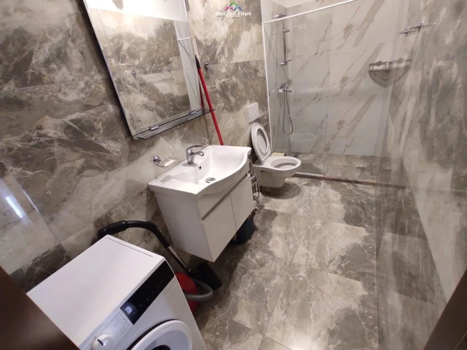 Tirane, jepet me qera apartament 1+1 Kati 2, 70 m² 500 € (Shkolla e Baletit, prane Lej &amp; Laj)