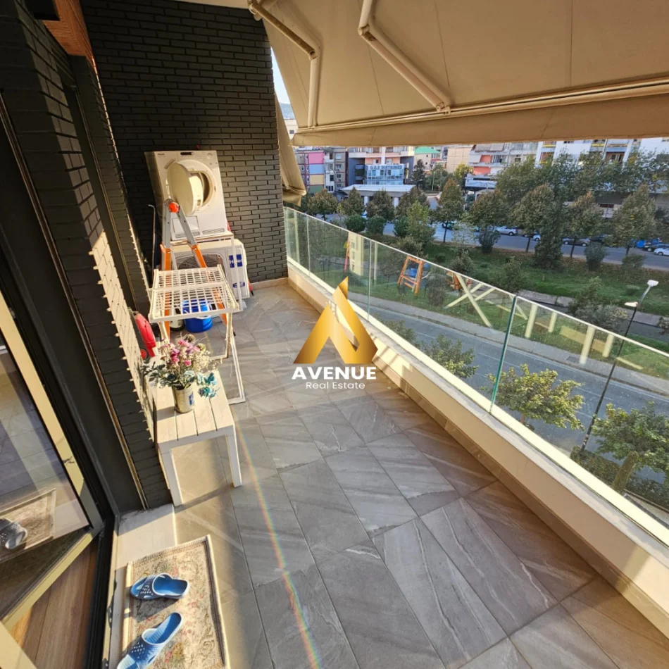 Tirane, jepet me qera apartament 1+1 Kati 3, 60 m² 800 € (Kompleksi Delijorgji)