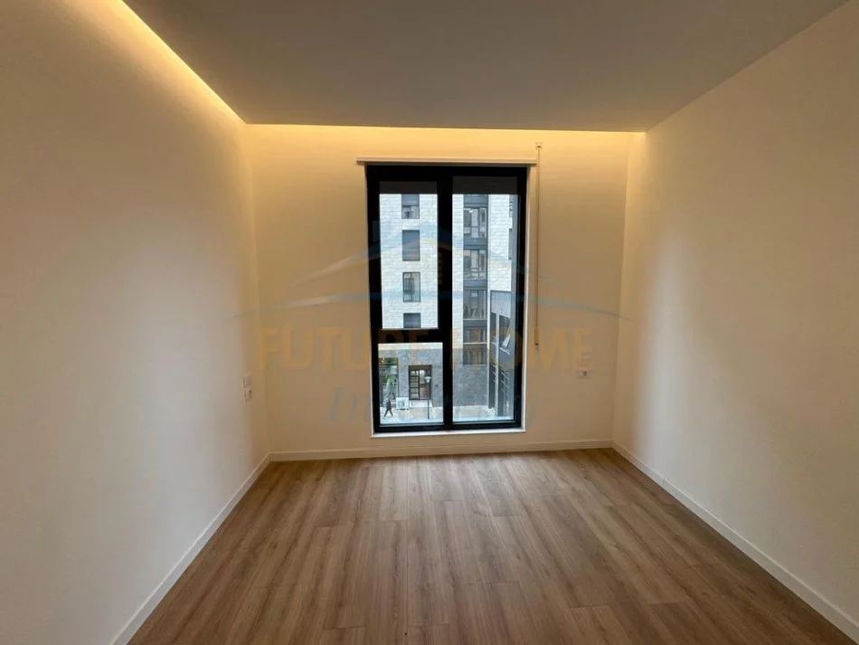 Tirane, shitet apartament 2+1+Aneks+Ballkon Kati 2, 103 m² 189.500 € (porcelan)