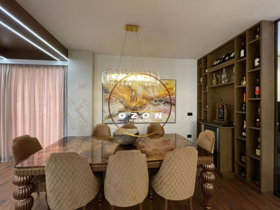 Tirane, jepet me qera apartament 3+1+Aneks+Ballkon Kati 0, 350 m² 4.000 € (Rezidenca Sofia, pranë TEG)