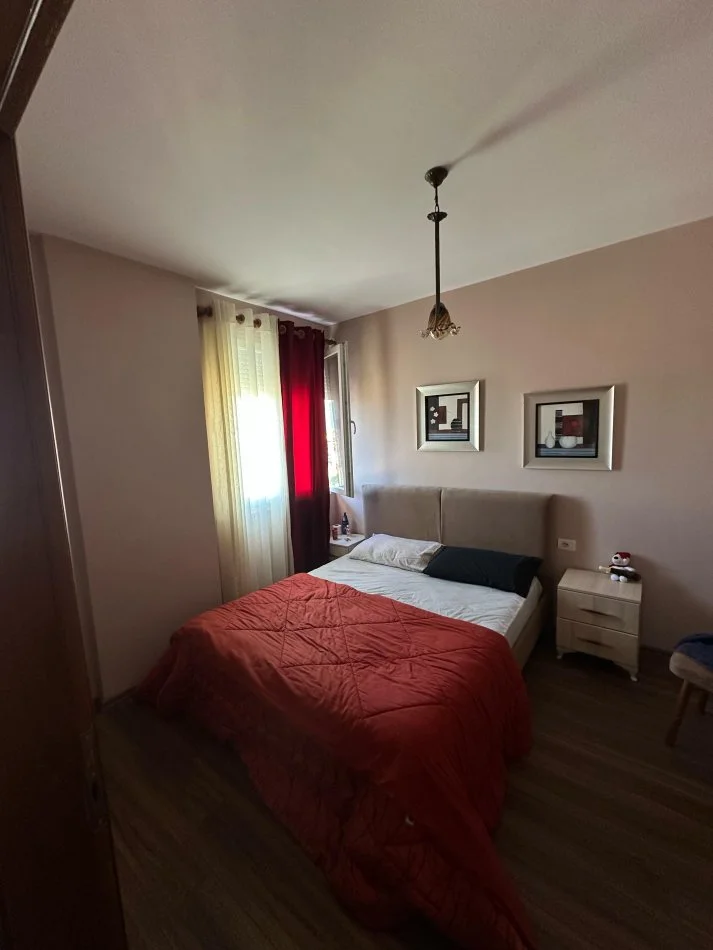 Tirane, jepet me qera apartament 2+1+Aneks+Ballkon Kati 9, 97 m² 700 € (Fuat Toptani)