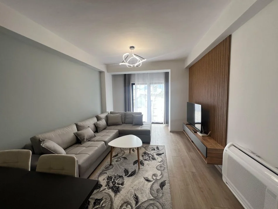 Tirane, jepet me qera apartament 1+1 Kati 1, 60 m² 500 € (KODRA E DIELLIT 2)