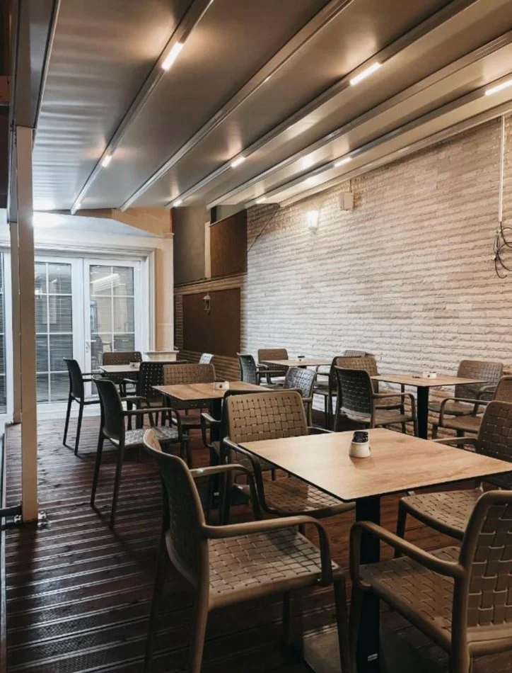 Tirane, jepet me qera hotel , 331 m² 3.200 € (Rruga Ura)