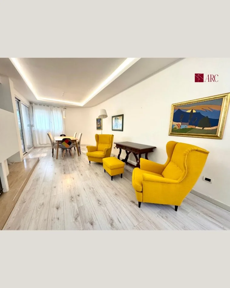 Tirane, shitet apartament+verande | Penthouse 2+1+Aneks+Ballkon Kati 10, 197 m² 590.000 € (Blloku)