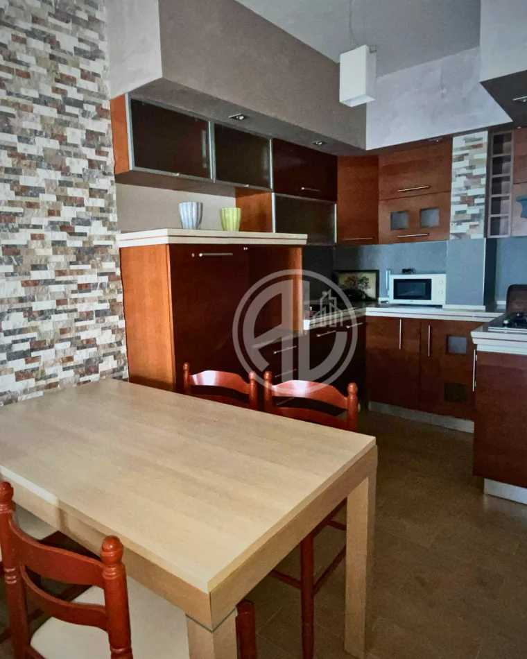 Durres, shitet apartament 1+1+Aneks Kati 8,