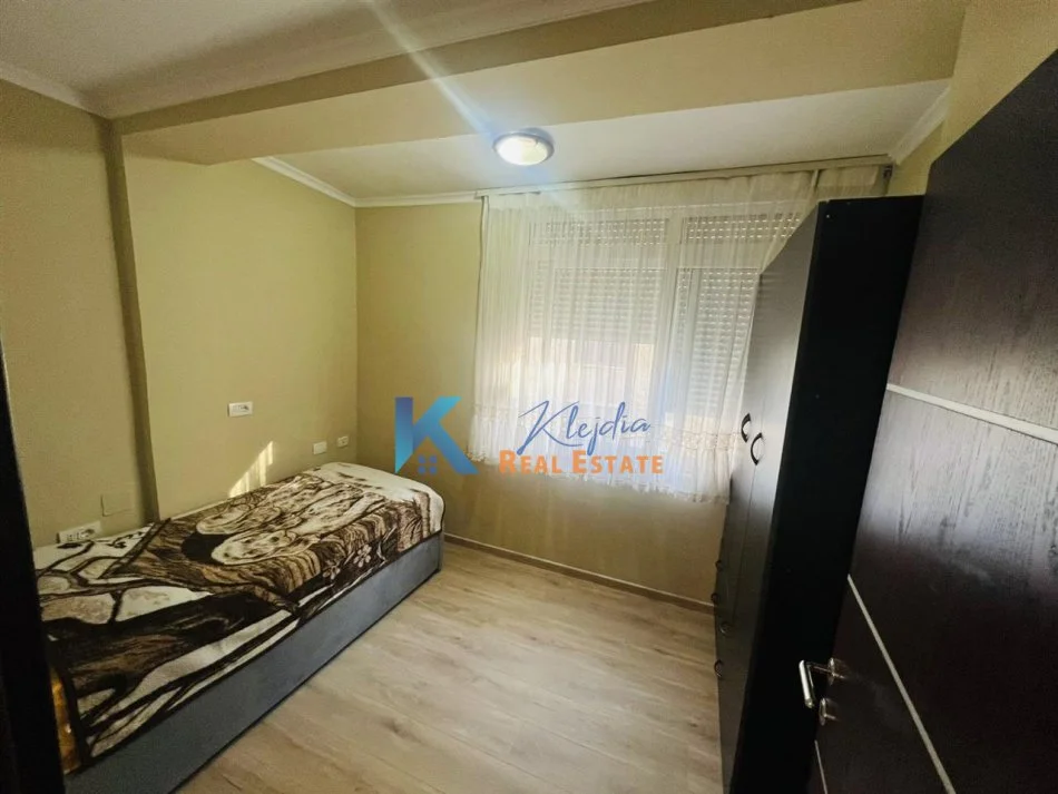 Tirane, jap me qera apartament 2+1 Kati 4, 70 m² 600 € (Stadiumi Dinamo)