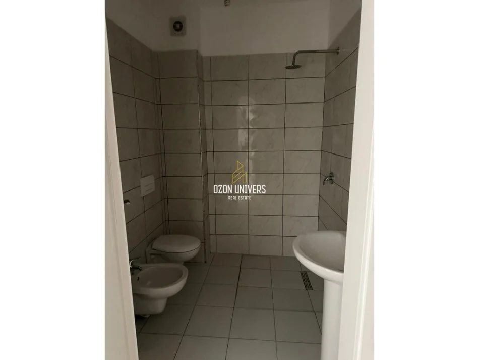 Tirane, shitet apartament 2+1+Ballkon Kati 0, 90 m² 98.659 € (Linzë, Fresk)