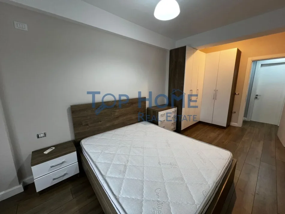 Tirane, jepet me qera apartament 1+1+Aneks Kati 3, 70 m² 500 € (Kodra e Diellit 2)