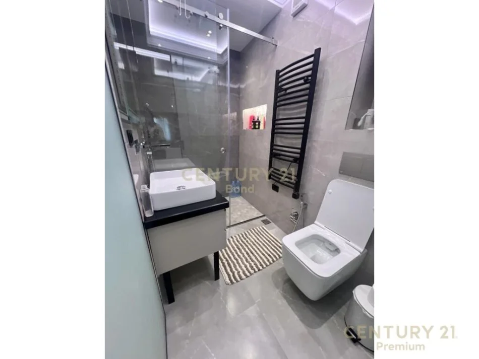 Sarande, shes apartament 2+1 Kati 9, 125 m² 255.000 € (Lagjia Nr. 4)