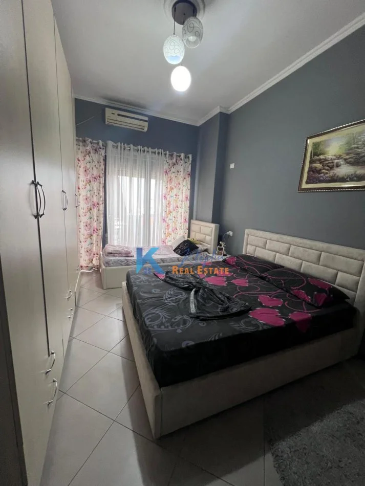 Tirane, shitet apartament 2+1+Ballkon Kati 8, 105 m² 160.000 € (Astir, afër Bar Artisti)