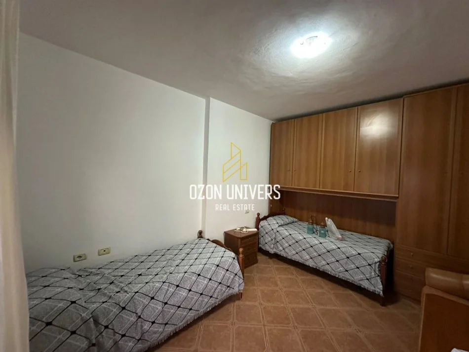 Tirane, jepet me qera apartament 2+1 Kati 10, 90 m² 650 €