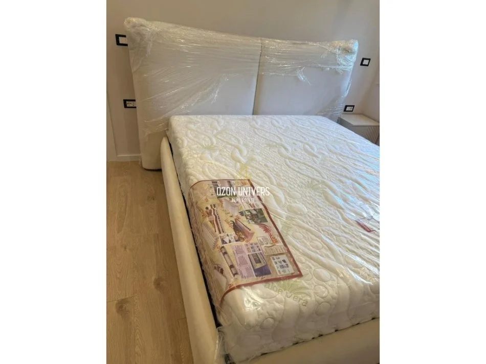 Tirane, jepet me qera apartament 1+1 Kati 1, 55 m² 700 €