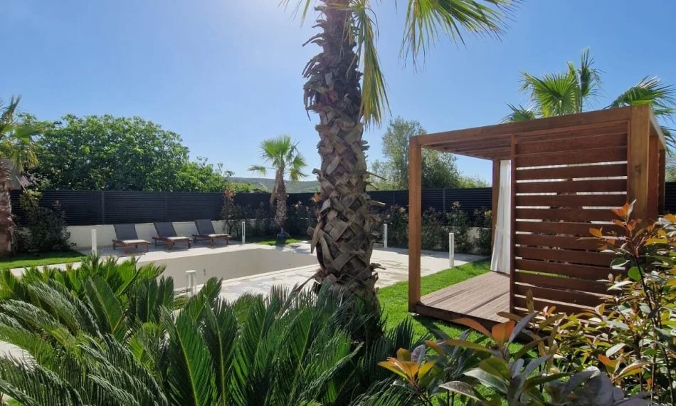 Spille, shitet Vile 4+1+Aneks+Ballkon Kati 2, 500 m²  (Spille)Kavaje