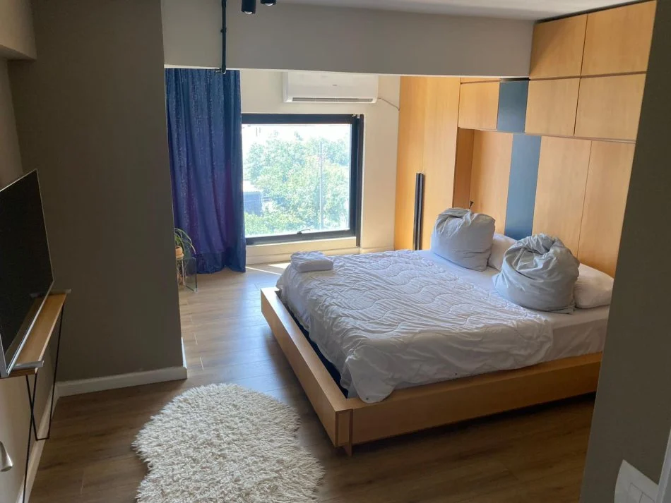 Tirane, jepet me qera apartament duplex 2+1 , 80 m² 550 € 