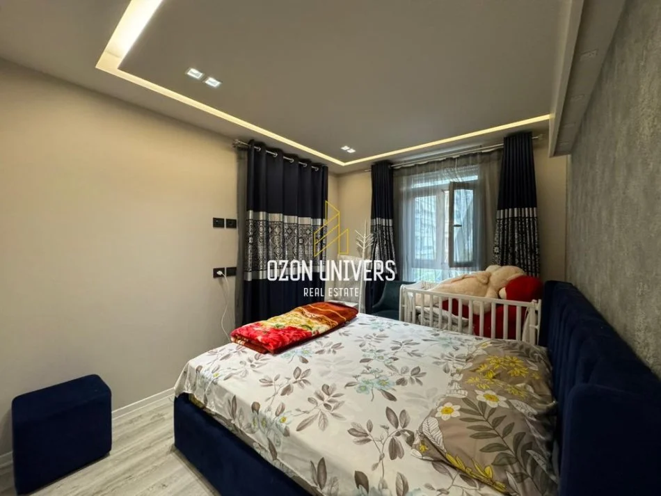 Tirane, shitet apartament 2+1+Ballkon Kati 3, 96 m² 255.000 € (Komuna e Parisit)