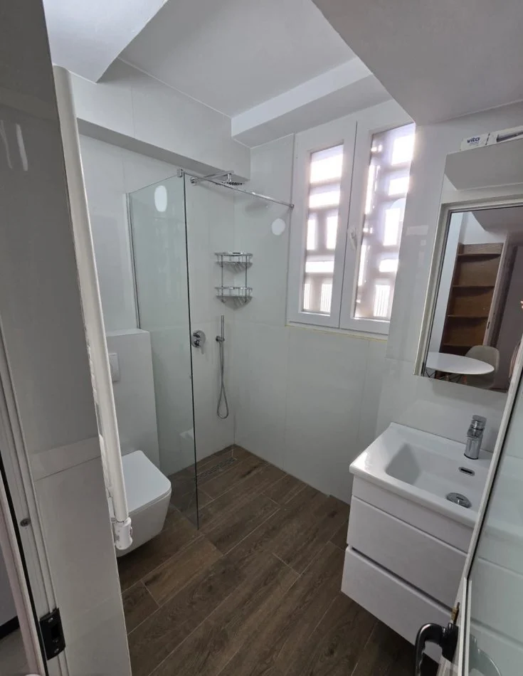 Tirane, jepet me qera garsonier Kati 2, 35 m² 550 € (QENDER MUZEU)