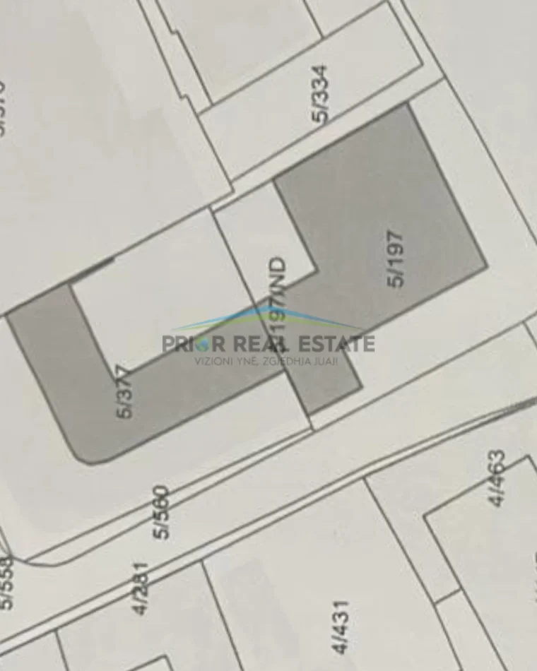 Tirane, shitet ambjent biznesi Kati -1, 244 m² 380.000 € (Rruga Asim Vokshi)