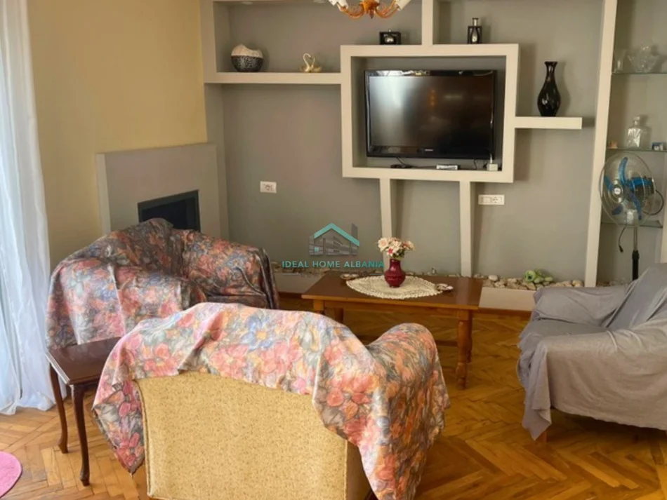 Vlore, shitet apartament 2+1 Kati 6, 100 m² 87.000 €