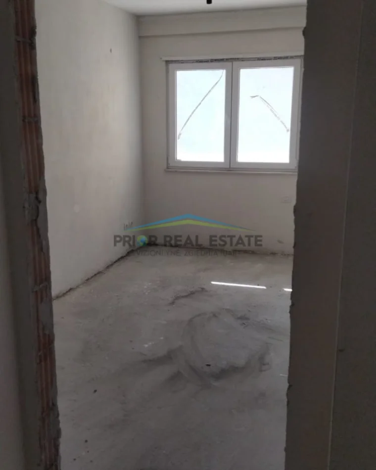 Tirane, shitet apartament 2+1+2  Kati 2, 130 m² 1350€/M2  (Astir)