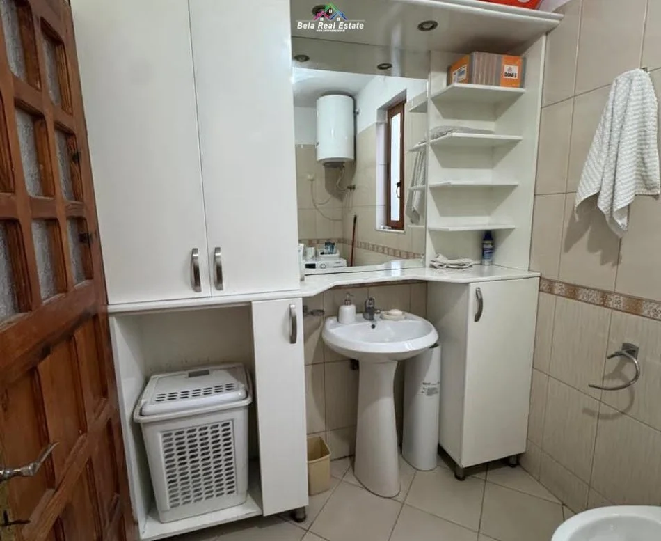 Tirane, jepet me qera apartament 2+1 Kati 1, 111 m² 600 € (Rruga Hava Murati)
