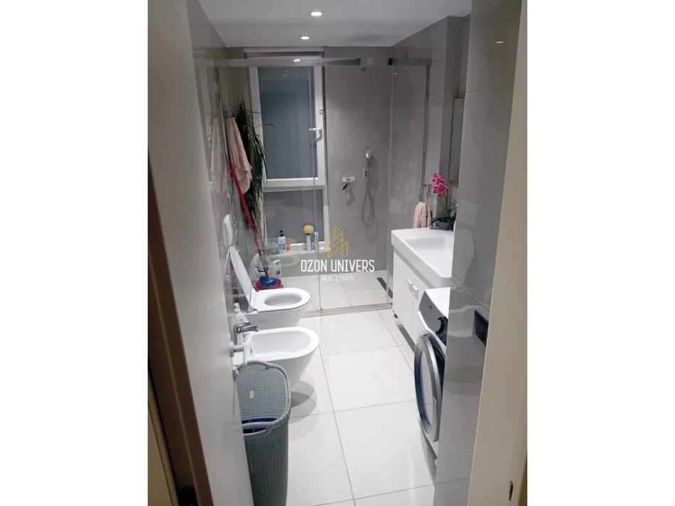 Tirane, jepet me qera apartament duplex Dublex Kati 4, 120 m² 1.100 € (5 Maji)